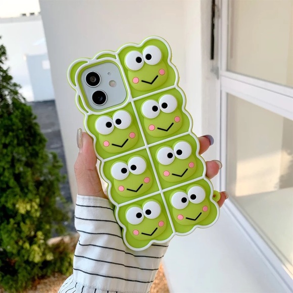 3D Frog Keroppi Bubble Silicone iPhone Case - Picture 4 of 6